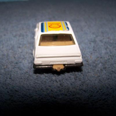 LOT 105 COLLECTABLE MATCHBOX VEHICLES--#s 9/36/11/68/53/71