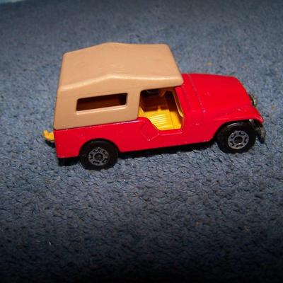 LOT 105 COLLECTABLE MATCHBOX VEHICLES--#s 9/36/11/68/53/71
