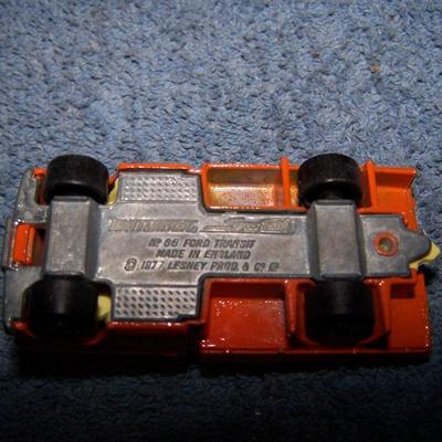 LOT 106 COLLECTABLE MATCHBOX VEHICLES #s 62/5/9/?/66/?