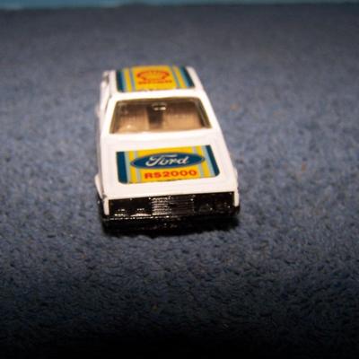 LOT 106 COLLECTABLE MATCHBOX VEHICLES #s 62/5/9/?/66/?