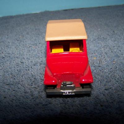 LOT 107 COLLECTABLE MATCHBOX VEHICLES #s 42/40/5/54/71/53