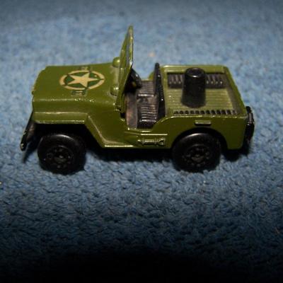 LOT 109 COLLECTABLE MATCHBOX VEHICLES #s 12/55/40/69/61/38