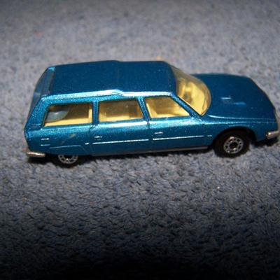 LOT 110 COLLECTABLE MATCHBOX VEHICLES #s 12/67/69/?/75/53