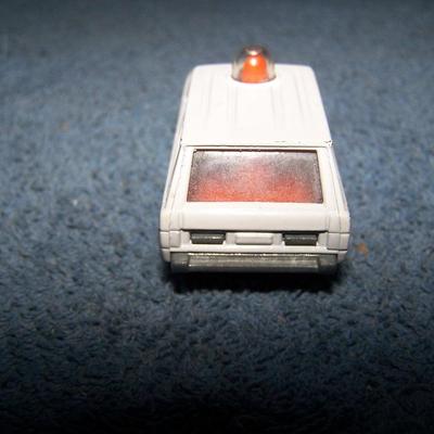 LOT 112 COLLECTABLE MATCHBOX VEHICLES #s 15/58/57/21/20/70