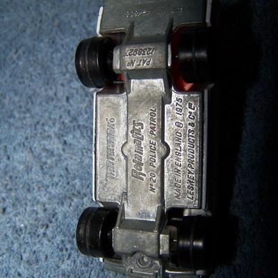 LOT 112 COLLECTABLE MATCHBOX VEHICLES #s 15/58/57/21/20/70