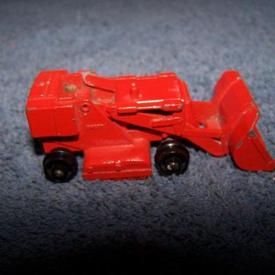 LOT 112 COLLECTABLE MATCHBOX VEHICLES #s 15/58/57/21/20/70