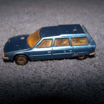 LOT 113 COLLECTABLE MATCHBOX VEHICLES #s 12/13/3/10/69/23