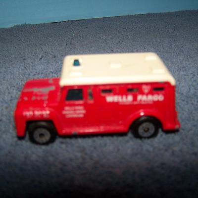 LOT 113 COLLECTABLE MATCHBOX VEHICLES #s 12/13/3/10/69/23