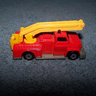 LOT 113 COLLECTABLE MATCHBOX VEHICLES #s 12/13/3/10/69/23
