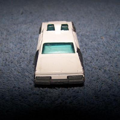 LOT 113 COLLECTABLE MATCHBOX VEHICLES #s 12/13/3/10/69/23