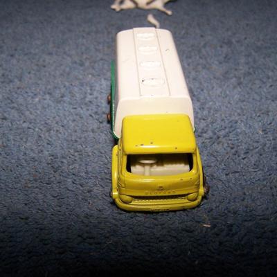 LOT 114 COLLECTABLE MATCHBOX VEHICLES #s ?/25/71/11/60/31
