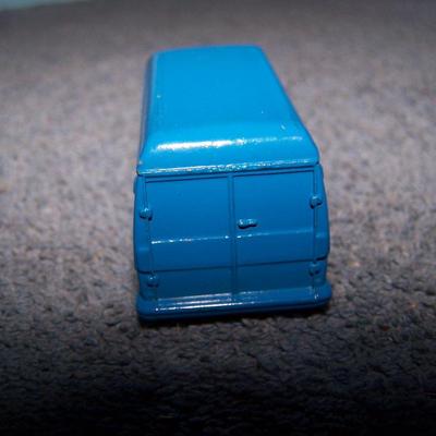 LOT 115 COLLECTABLE CORGI & 1 KENNER VEHICLES