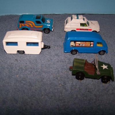 LOT 115 COLLECTABLE CORGI & 1 KENNER VEHICLES