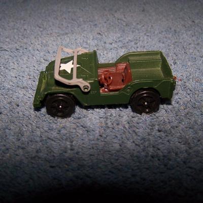 LOT 115 COLLECTABLE CORGI & 1 KENNER VEHICLES