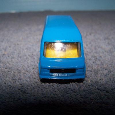 LOT 115 COLLECTABLE CORGI & 1 KENNER VEHICLES