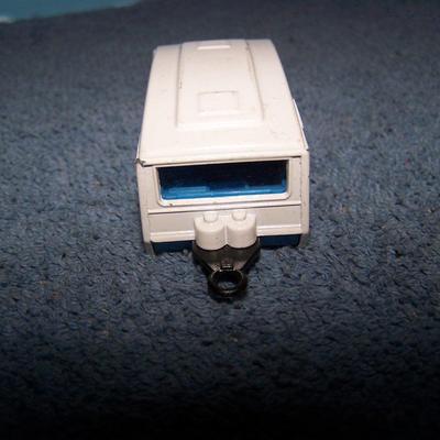 LOT 115 COLLECTABLE CORGI & 1 KENNER VEHICLES