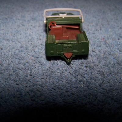 LOT 115 COLLECTABLE CORGI & 1 KENNER VEHICLES