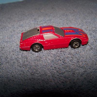 LOT 116 COLLECTABLE HOT WHEELS VEHICLES