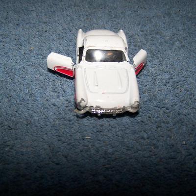 LOT 117 COLLECTABLE HOT WHEELS(SPIDERMAN) TOMIKE ROAD CHAMPS VEHICLES