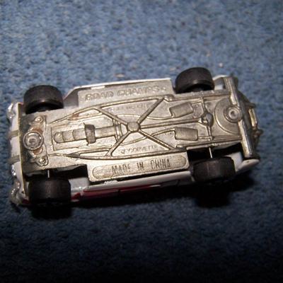 LOT 117 COLLECTABLE HOT WHEELS(SPIDERMAN) TOMIKE ROAD CHAMPS VEHICLES