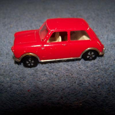 LOT 117 COLLECTABLE HOT WHEELS(SPIDERMAN) TOMIKE ROAD CHAMPS VEHICLES