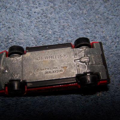 LOT 118 COLLECTABLE HOT WHEELS-SPIDERMAN VEHICLES