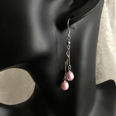 Beautiful S925 Pink Pearl Dangling Earrings