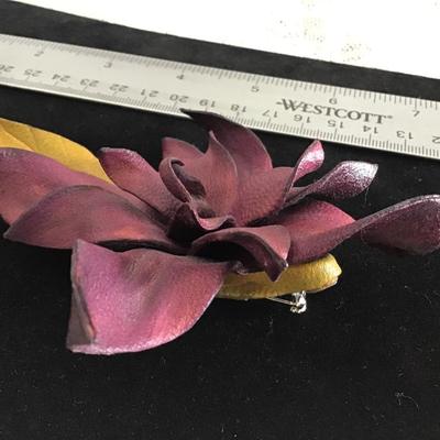 Beautiful Vintage Leather Floral Brooch Statement Nice