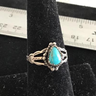 Sterling Turquoise Vintage Southwest Style Ring