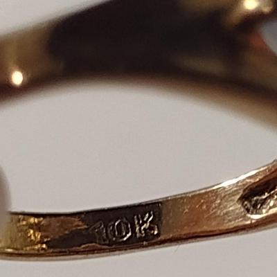 10K Yellow Gold and Opal Ring- Size 9- Total Weight Approx 2.8 Grams (T8)