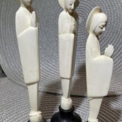 3-Scarce Vintage Hand Carved Ivory Color Bone Praying Madonna Figurines on Wooden Bases Preowned from an Estate.