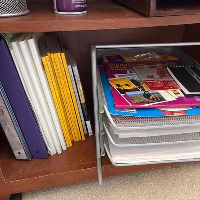 L30- Lamp & Office supplies (not shelf)