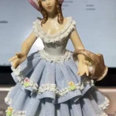 Large Sandizell Dresden Germany Porcelain Lace Figurine 8” Tall in VG Preowned Condition.