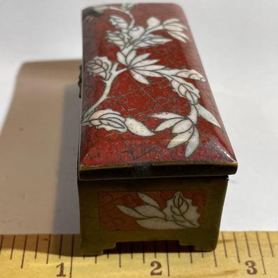 Vintage Asian Cloisonne Mini Trinket Box in Good Preowned Condition as Pictured.