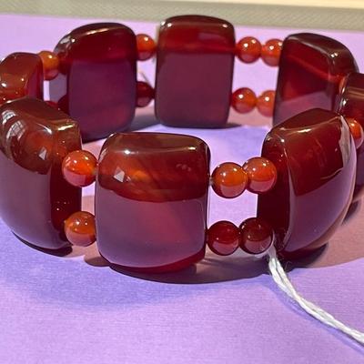 Vintage Nicely Made Carnelian Fashion Stretch Bracelet 1