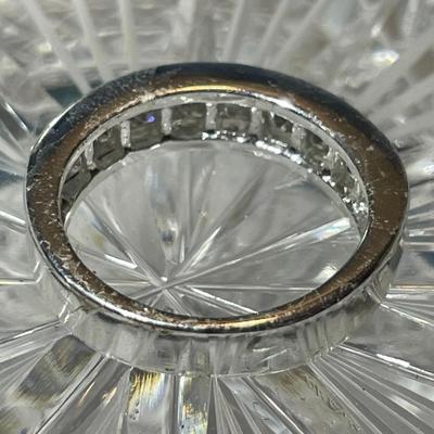 Vintage Sterling Silver .925 CZ Channel Set Band Size 5.75 in VG Preowned Condition.