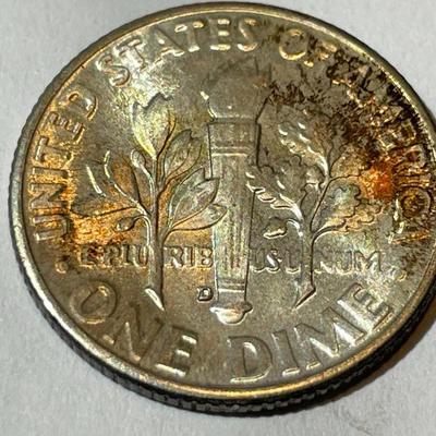 1947-D BU ORIGINAL TONED ROOSEVELT SILVER DIME FOR THE TONED LOVERS.