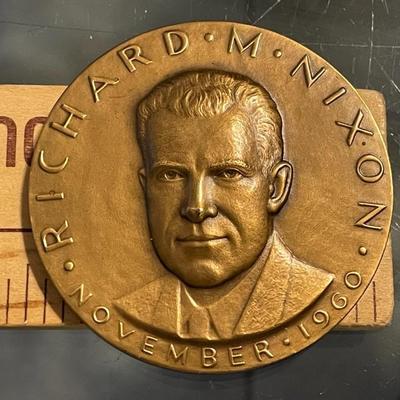 1960 Richard Nixon Campaign Bronze Medal- Medallic Art Co NY in VG Preowned Condition.