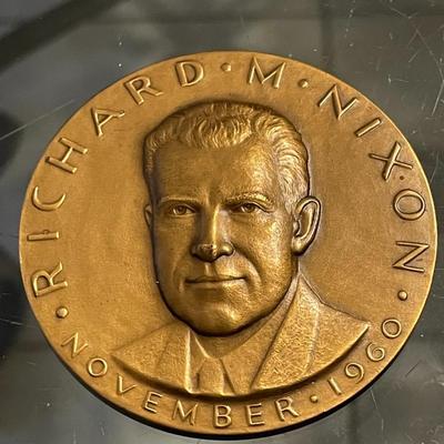 1960 Richard Nixon Campaign Bronze Medal- Medallic Art Co NY in VG Preowned Condition.