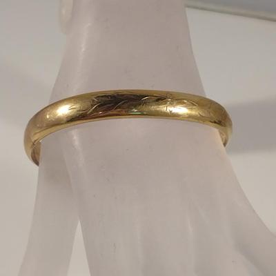 14K Gold Filled Bangle Bracelet (T14)