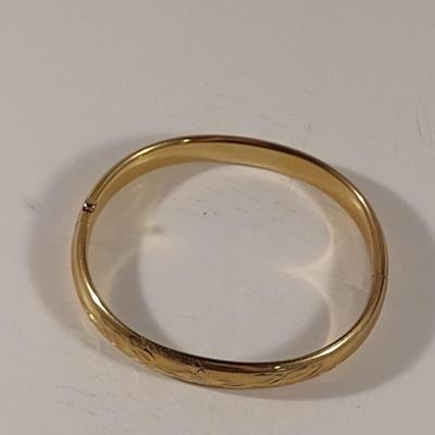 14K Gold Filled Bangle Bracelet (T14)