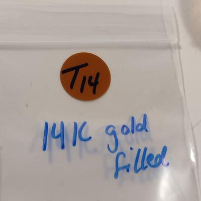 14K Gold Filled Bangle Bracelet (T14)