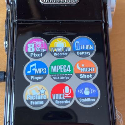 L36- Aiptek & Kodak easy share cameras