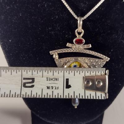 Sterling Silver Necklace with Pendant (T16)