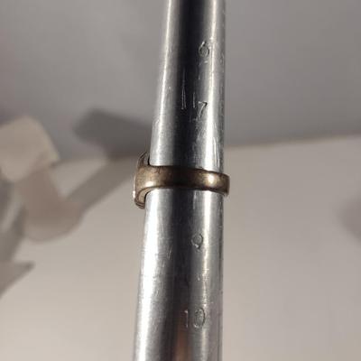 Sterling Silver Ring with Multi-Stone Eagle Design- Size 8- Approx 6.5 Grams (T18)