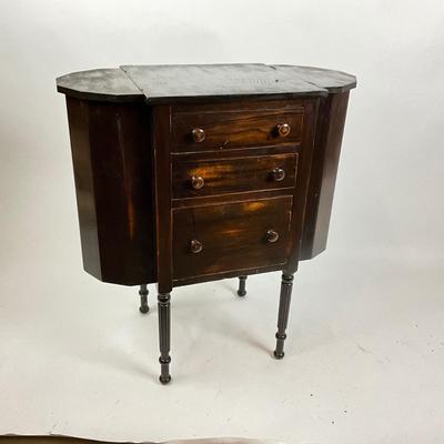 LOT 1048 Vintage Martha Washington Mahogany Sewing Stand