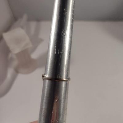 Pair of Sterling Silver and Onyx Rings- Approx 10.7 Grams Total Weight (T22)