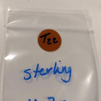 Pair of Sterling Silver and Onyx Rings- Approx 10.7 Grams Total Weight (T22)