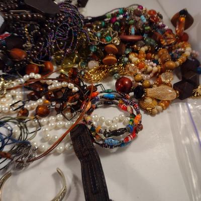 Assorted Fashion Jewelry- Necklaces, Rings, Bracelets, etc. (D1)