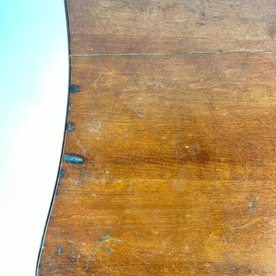 Lot 1040 Antique Side Table w/ Drawer